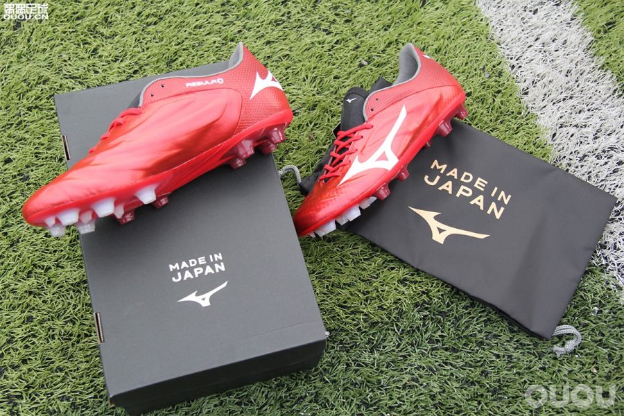 nike足球鞋全线测评,popa足球鞋实战测评