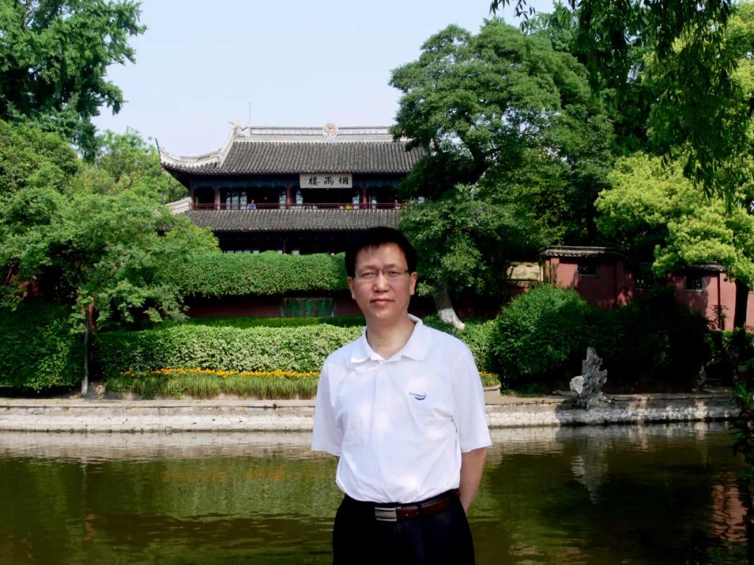 百杖斋诗论｜周贤望：以水手的名义宣示，我们必将航行到所有海港