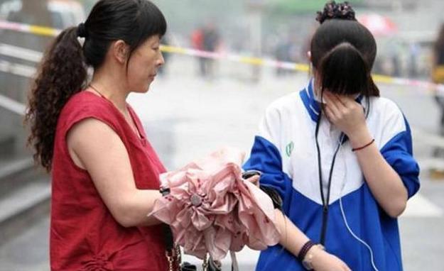 鞠婧祎回应吃面包嚼32口,鞠婧祎吃一口面包嚼30多下视频