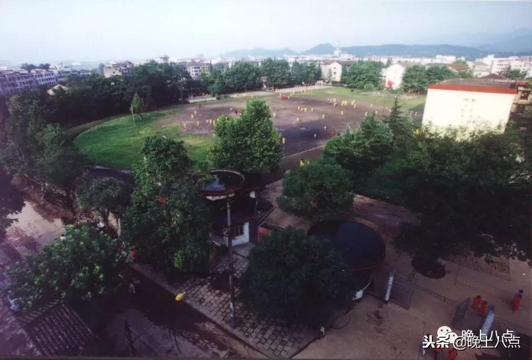 「晚上八点特刊」从文溪书院到江山中学