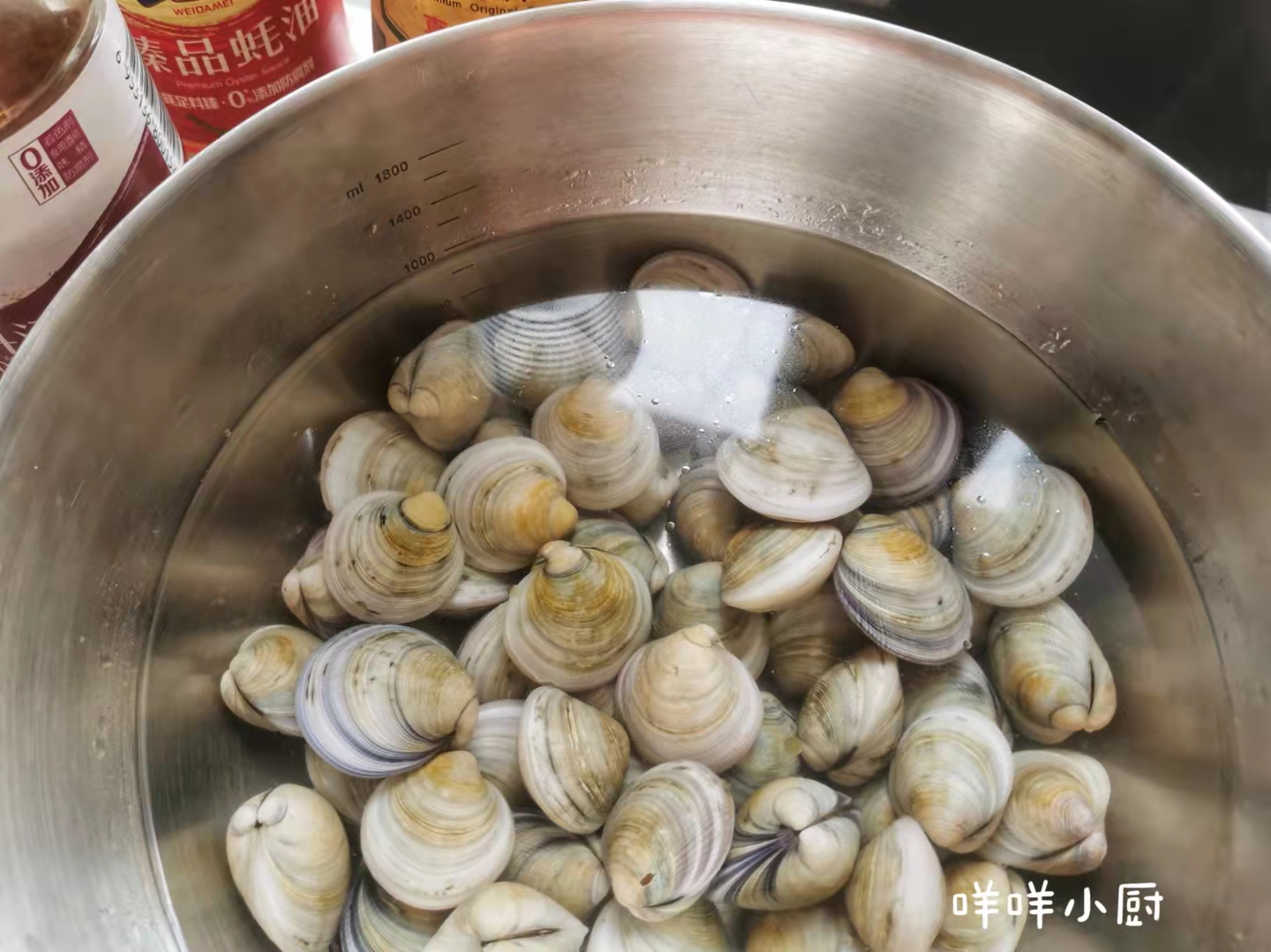 水煮蛤蜊肉正确方法,蛤蜊煮时间长还是开锅就行