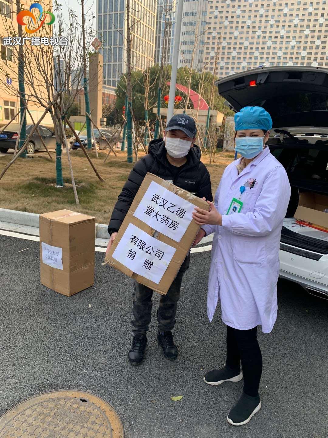 团结“艺”心合力战“疫”武汉文艺院团社区战“疫”纪实