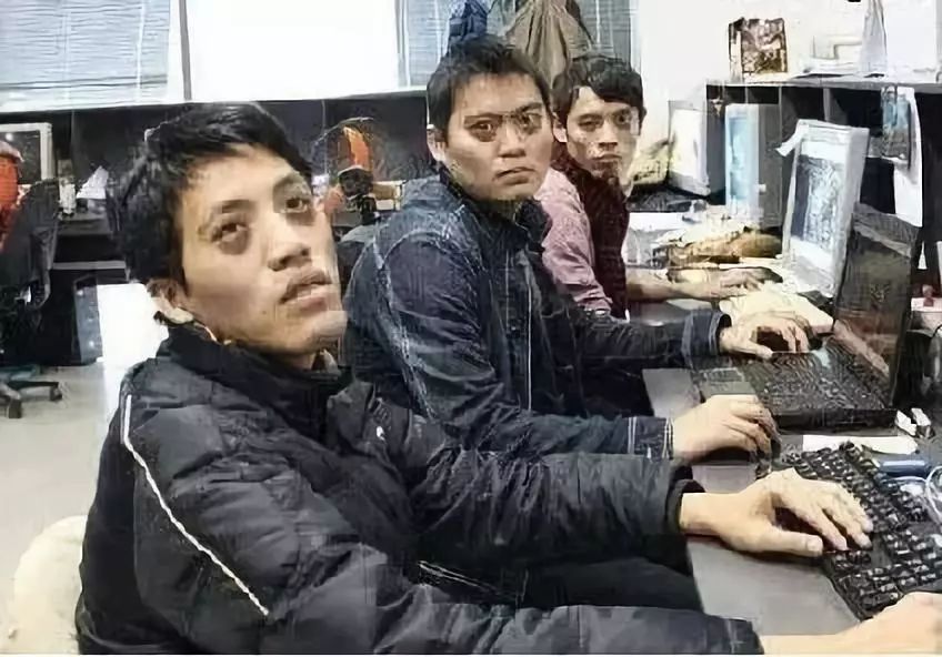 在苏州月薪一万的普通人,在苏州年薪30万税后多少