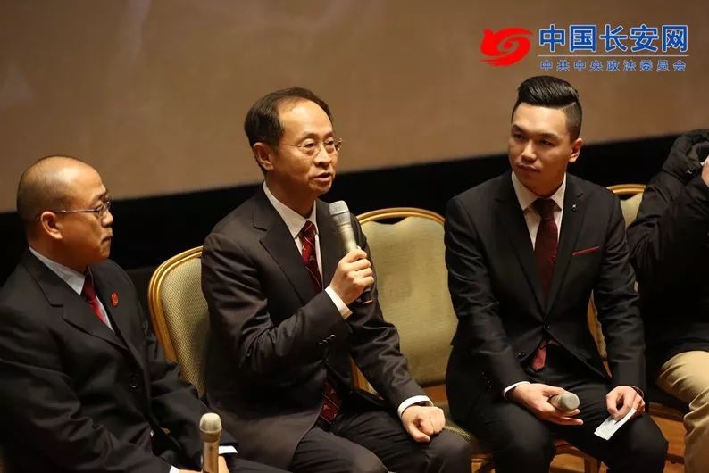 收到再审决定书,收到高院再审决定书