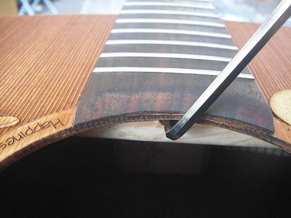 吉他拾音器调节最佳效果,电箱吉他调节最佳效果