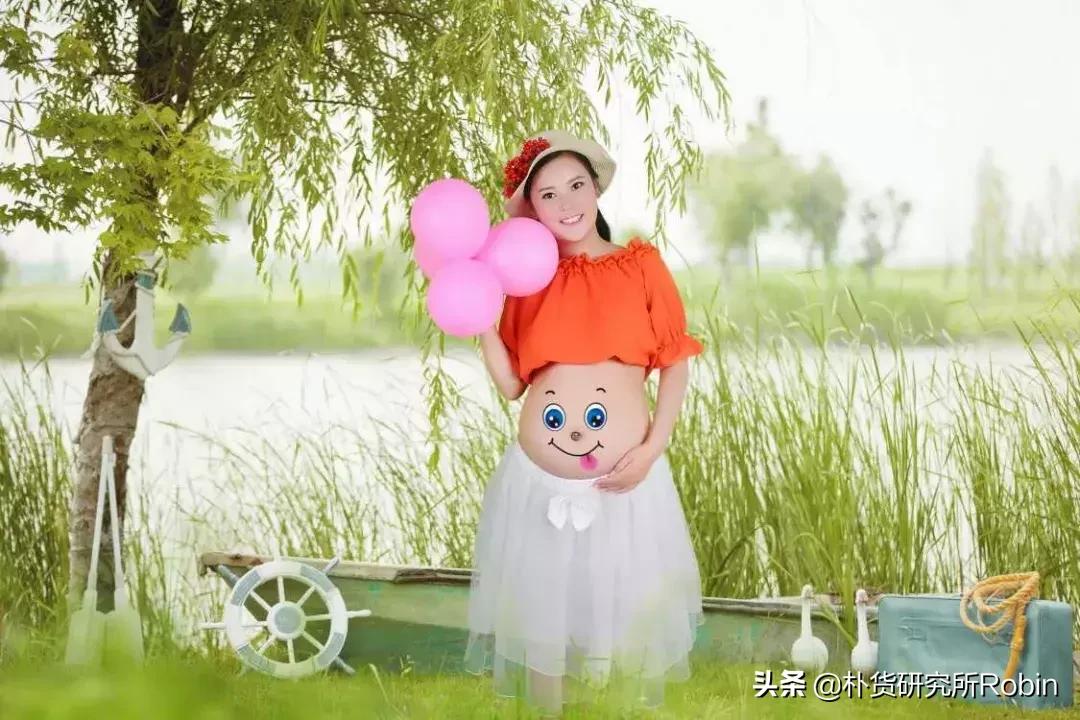 唐嫣晒自拍美照巧藏孕肚,唐嫣简单孕肚照