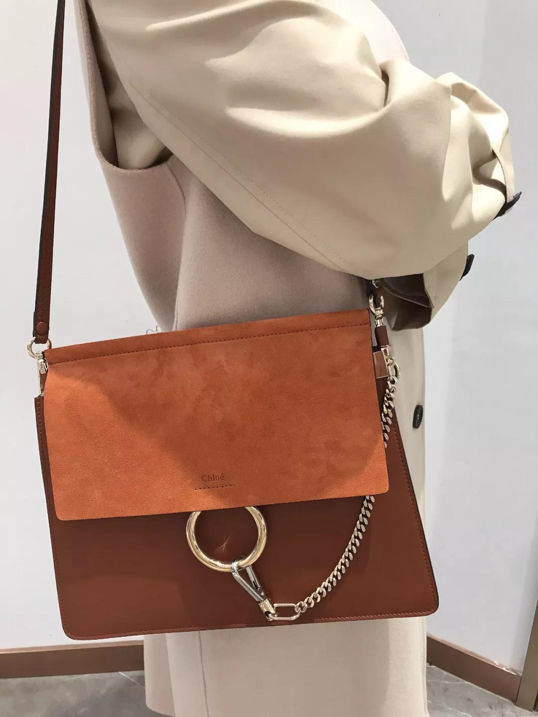 娜扎穿衣搭包包,30多个包包