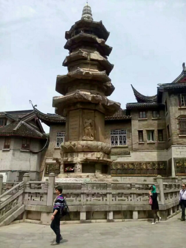 从《金陵*梦春**》到《金陵新梦》