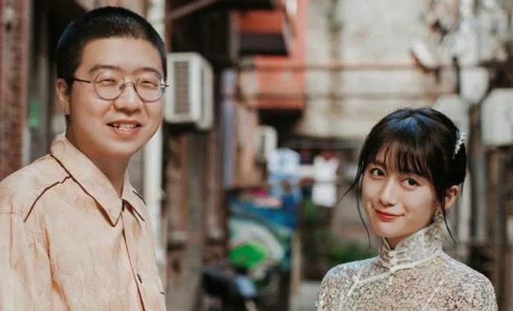 李诞说人间不值得下一句是什么,人间不值得但你值得李诞