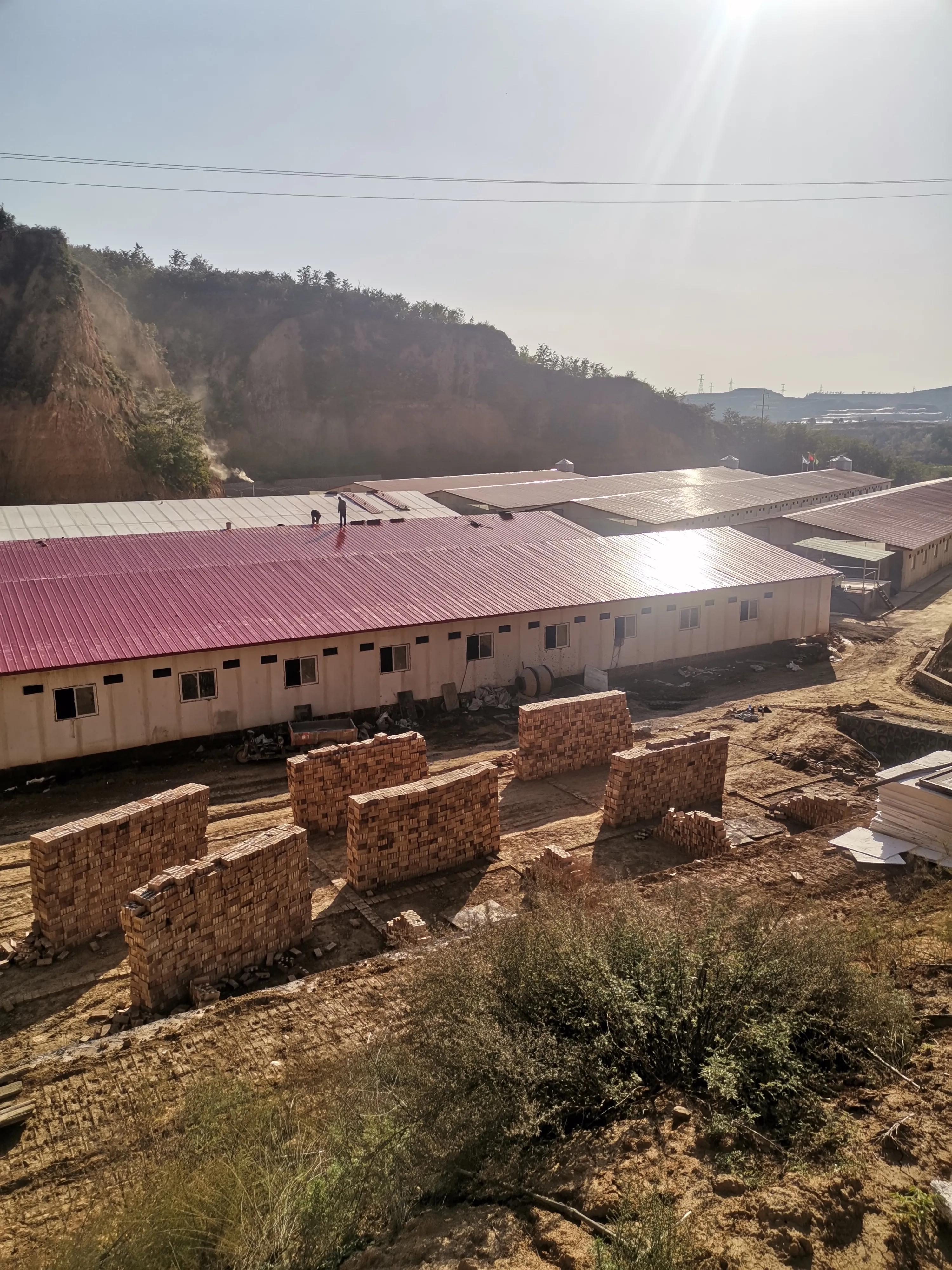 彩钢保温鸡舍建造方法,怎样建简单的鸡舍