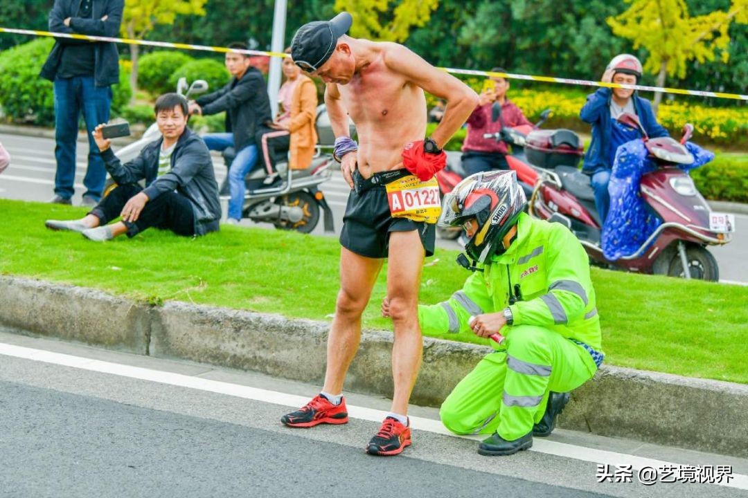奔跑中国潜江国际马拉松赛视频,宁波吉利汽车马拉松
