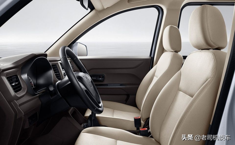 五菱宏光v七座省油不,五菱宏光v发动机1.5l质量如何