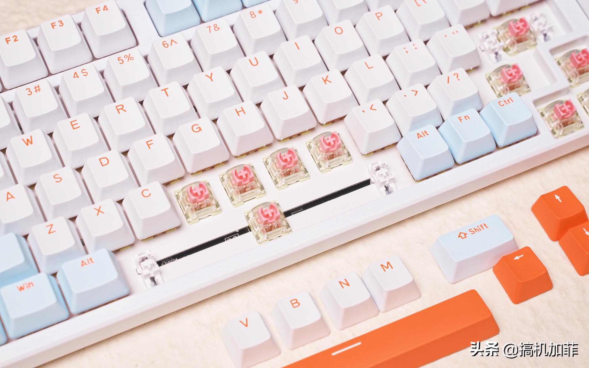 平淡的美，HELLOGANSSHS98T无线三模键盘上手