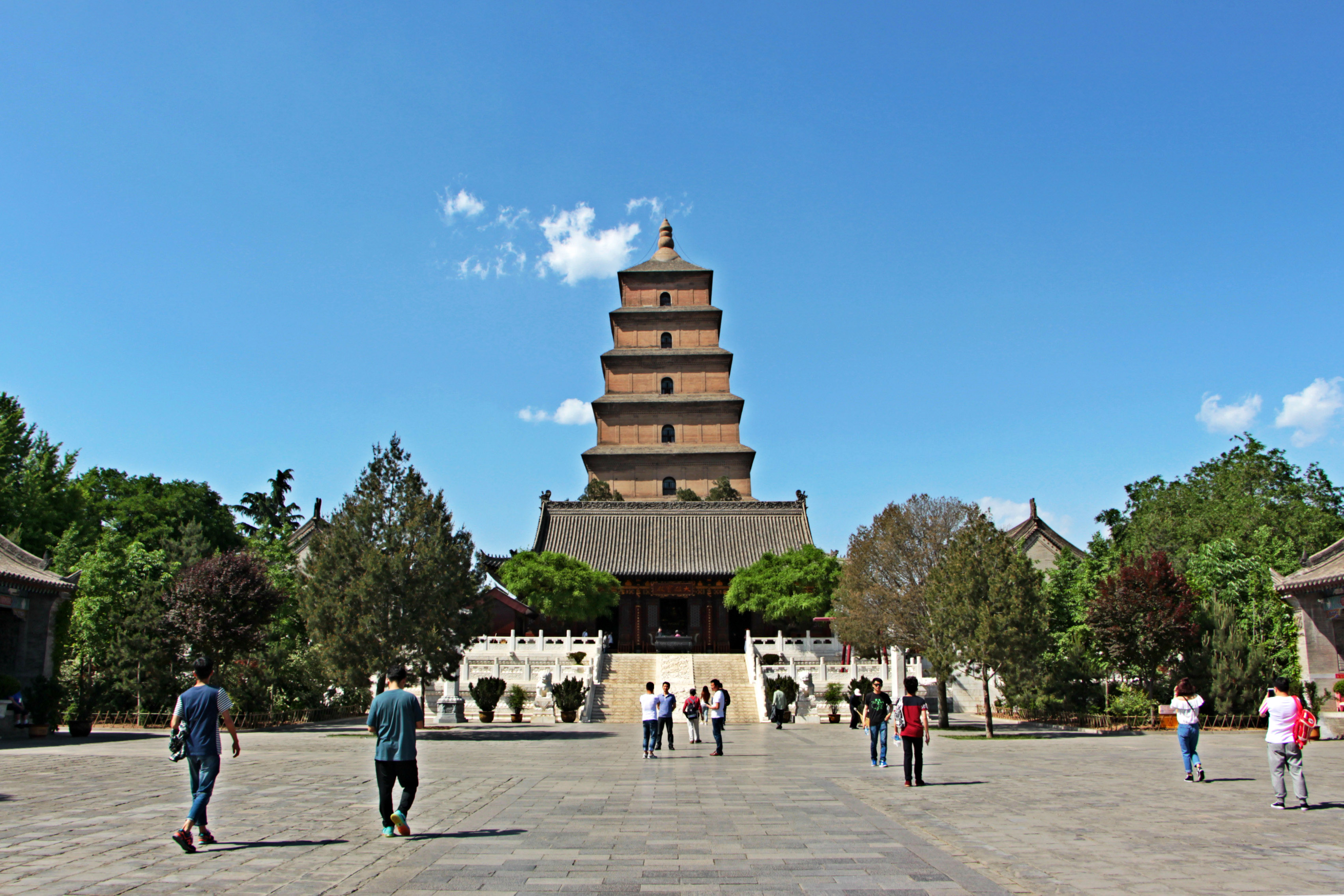 西安大雁塔见证着历史的沧桑变化,西安大雁塔是楼阁式塔的典型代表