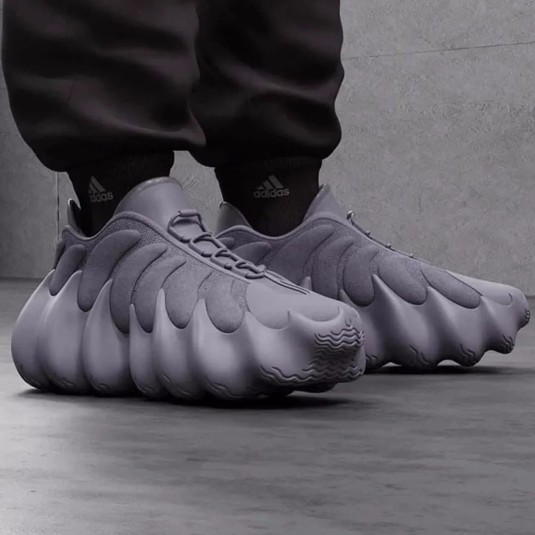 yeezy最新街鞋,yeezy篮球鞋值得入手不