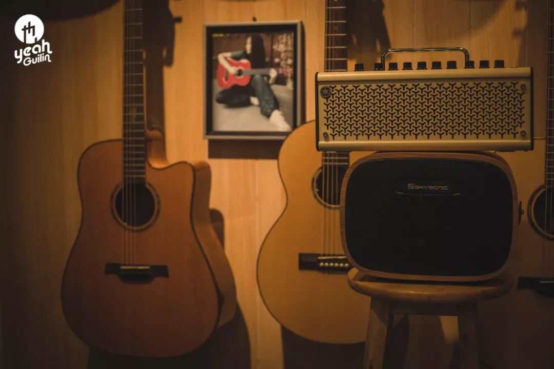 每个城市都有一家能讲故事的吉他店，桂林也是