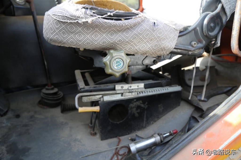 斯太尔血脉超级少见的黄河牌JN3261公铁两用卡车