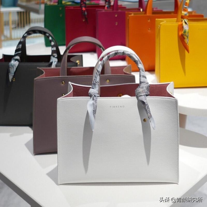春夏十款必买轻奢包包,轻奢小众品牌包包推荐