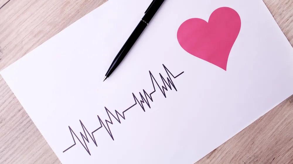 胸闷气短心慌可能是肺部问题吗,胸闷气短心悸是甲状腺疾病吗