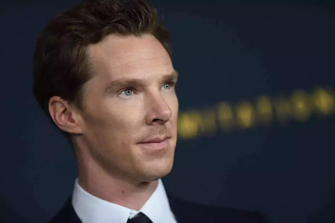 学习打球比赛两不误,学习踢球基本功