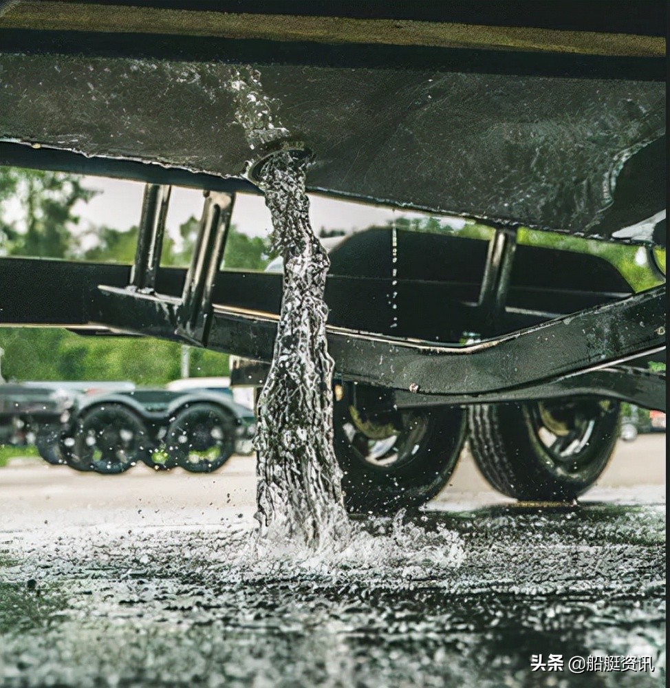 尾波冲浪船型区别,尾波冲浪船型怎么选