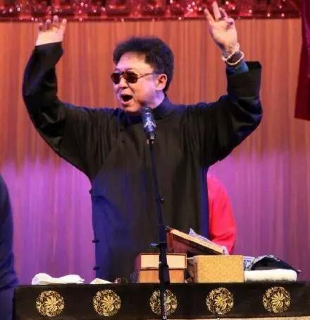 鐜╂憞婊氶獞鍝堥浄,鐜╂憞婊氱殑浜庤唉