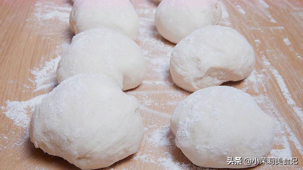 如何避免面粉发霉生虫,热天面粉生虫子怎么办