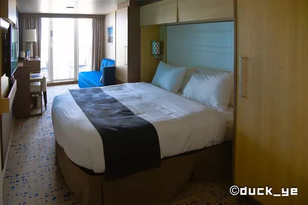 乘坐皇家加勒比邮轮太阳光光谱号,黄晓明皇家加勒比海洋光谱号