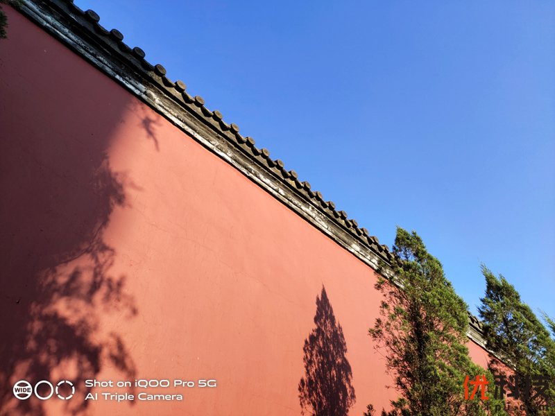 5g时代来临iqoopro5g优势很明显,iqoopro一代5g和4g有什么区别