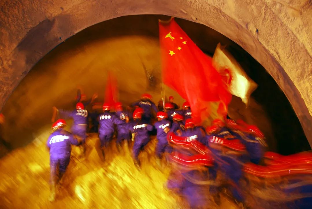 不朽的4501，奋进的中铁隧道局！我把一生热爱刻进山海