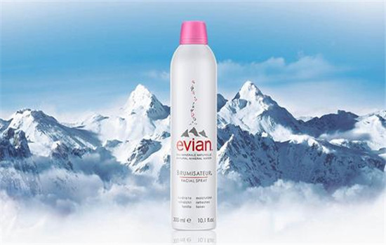 补水喷雾化妆步骤,化妆用的补水喷雾自己做的方法
