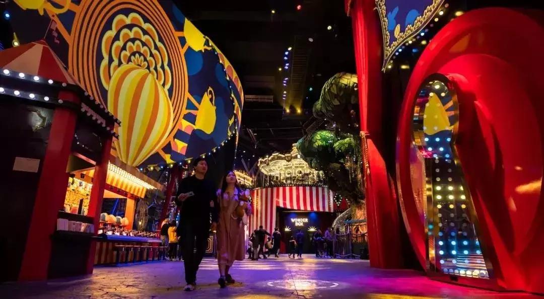 沉浸式乐园强势来袭游客“刷刷刷”不停