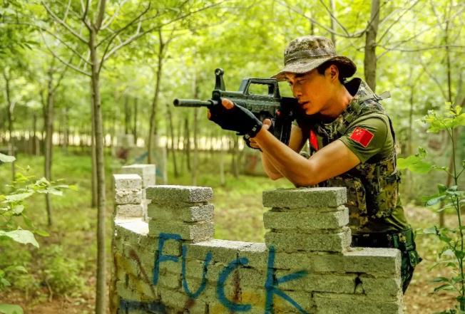 玩真人cs攻略,真人cs户外野战运动去哪玩