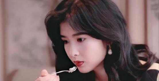 十大嫁入豪门女明星,13位嫁入豪门的女星比拼