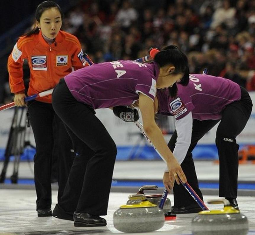 韩国美女冰壶队长倒追中国运动员,韩国冰壶女神倒追中国穷小伙