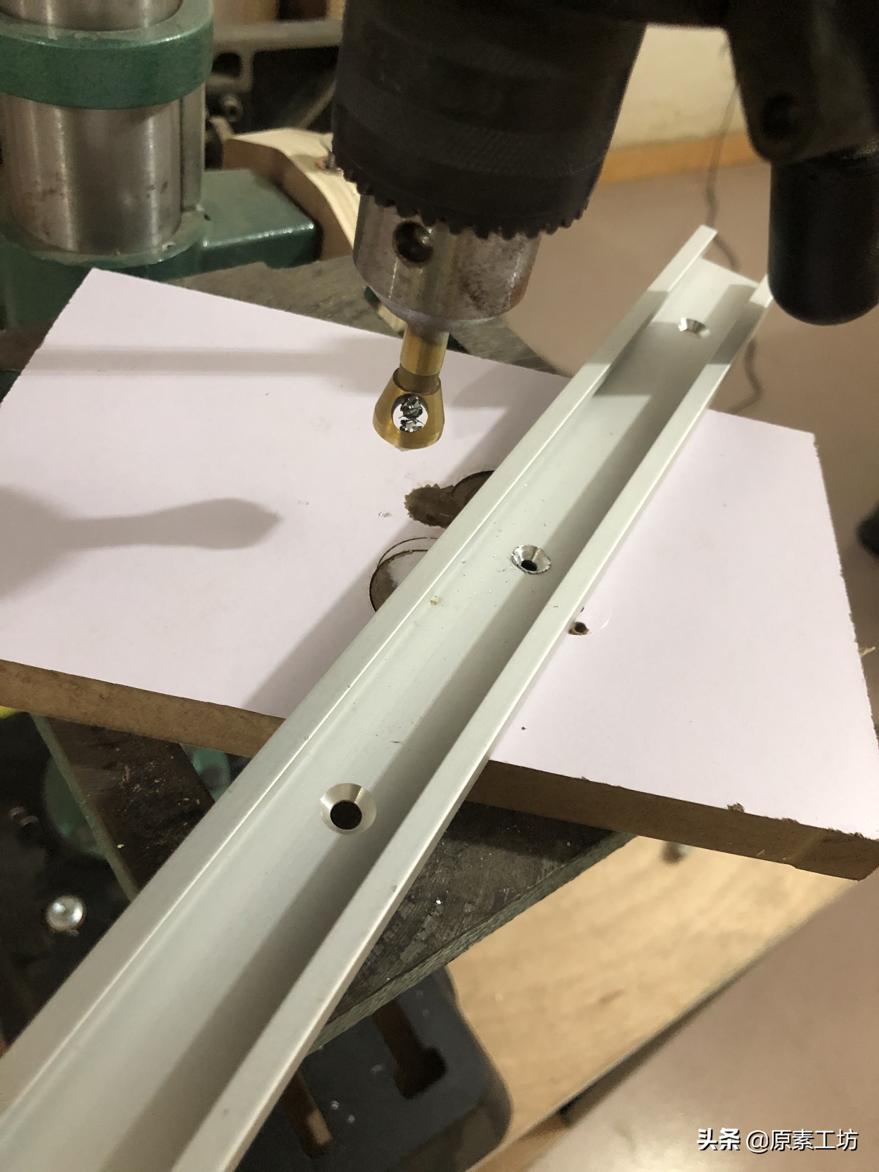 自制台钻多功能工作台视频,自制台钻的升降限位机构