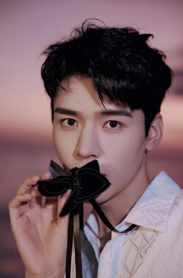 龚俊没火前的gq盛典,gq盛典龚俊出图了吗