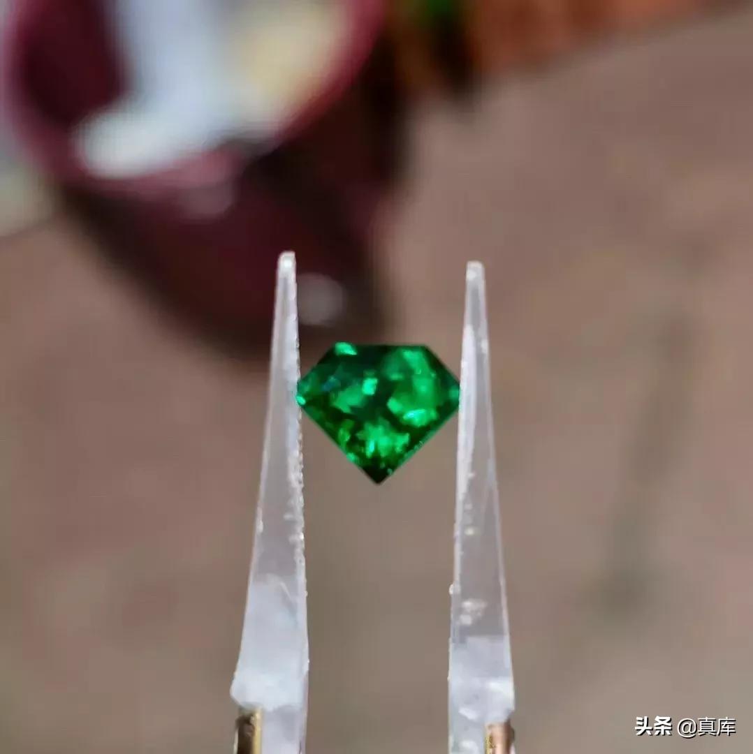 哥伦比亚和赞比亚祖母绿价格,哥伦比亚和赞比亚祖母绿