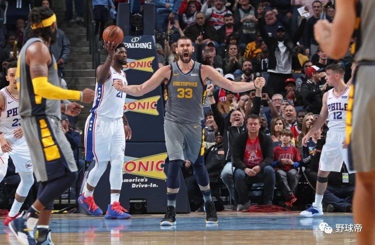 是人是鬼都在秀，没想到你们这么秀！