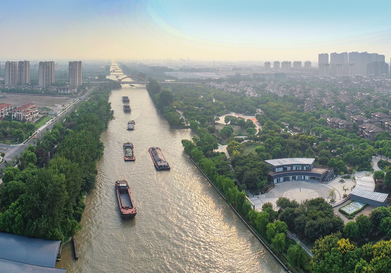 和小姐姐一起逛嘉兴吃百年传承的美味，大胆的把美好生活秀给你看