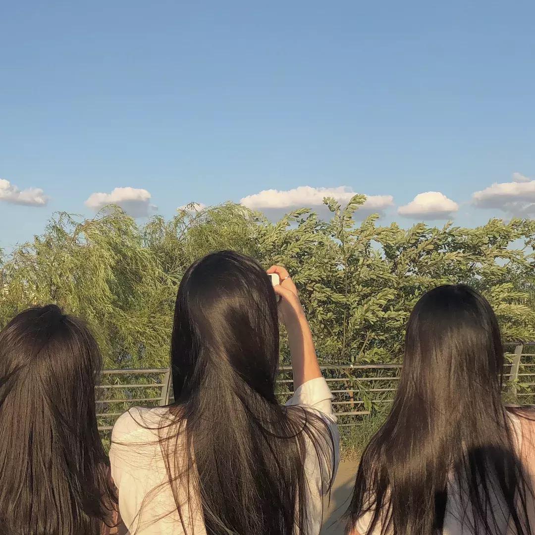 29岁女孩独居图片,29岁独居女孩的视频