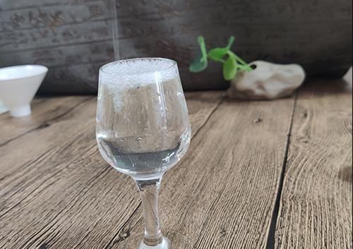 在大超市买酒靠谱吗,买酒找熟人有什么好处