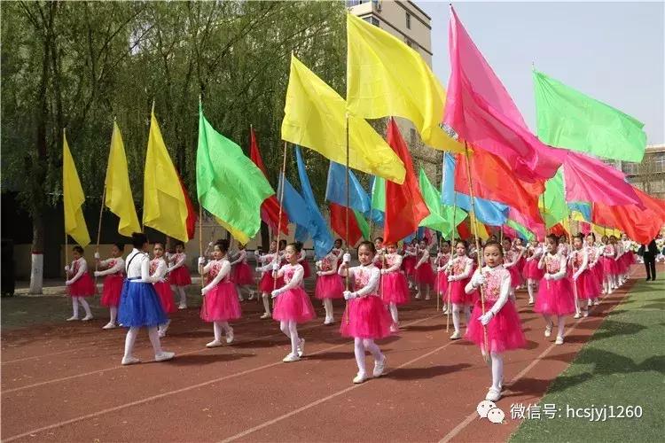 年度盛典激情燃烧|韩城小“C罗”强劲出场见证“强国一代”的足球梦（组图）