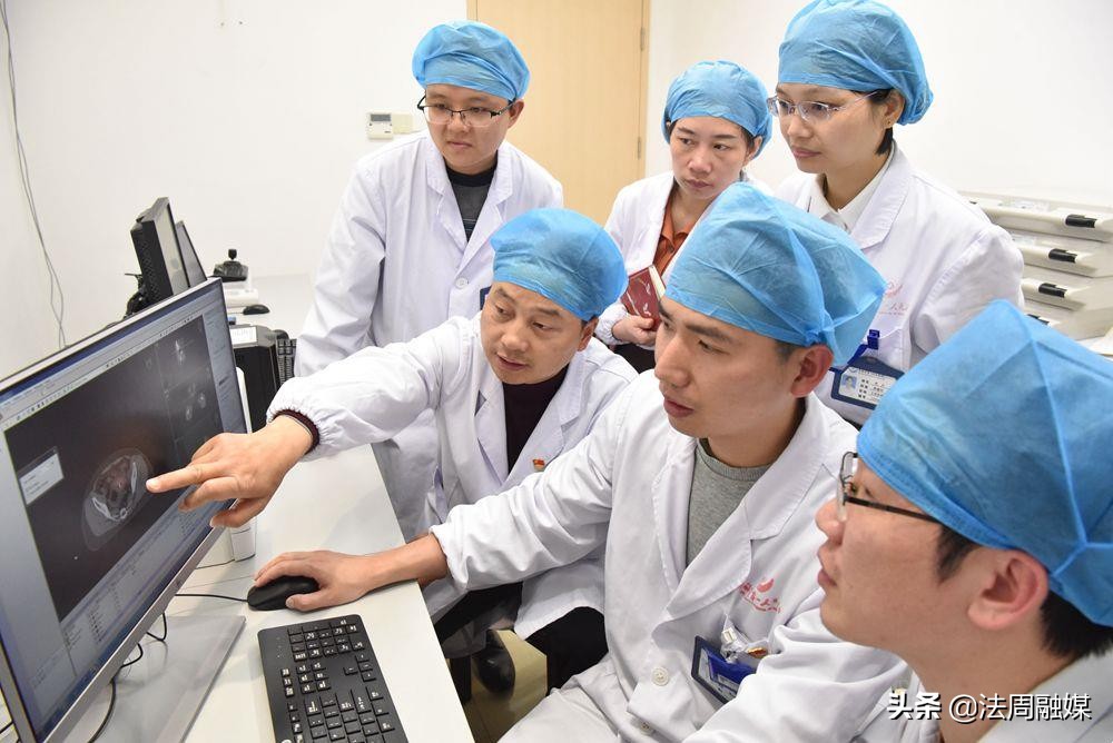 *击狙**肿瘤更精准全球顶尖三维近距离放疗系统落户常德一医