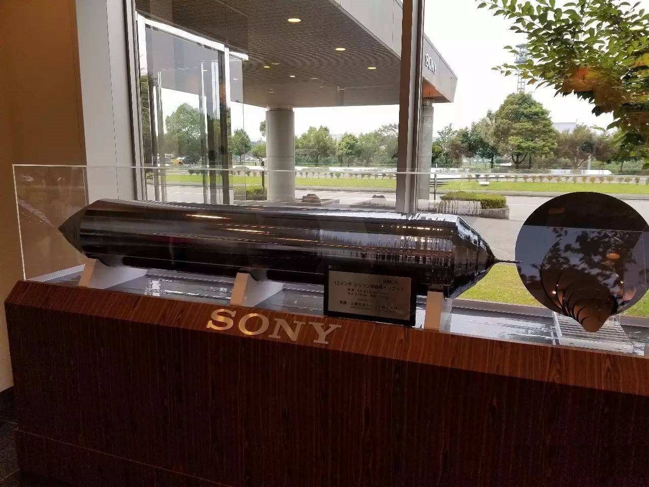 全球半导体过剩芯片巨头遭重创,疫情下的国际军事变局