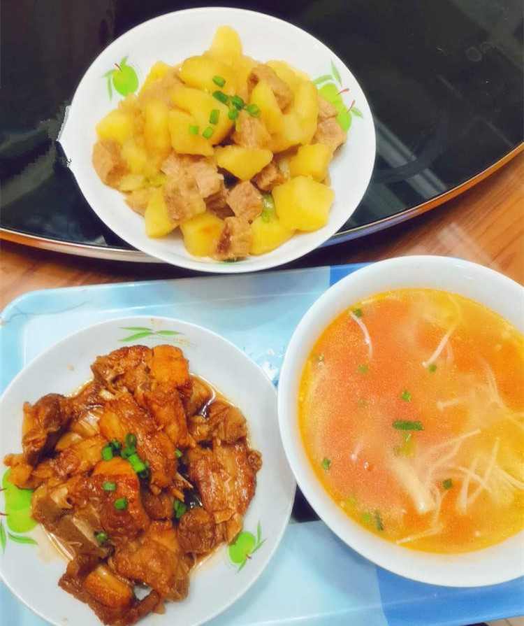 产妇无食欲，金牌月嫂有妙招，月子餐别出心裁，产妇餐餐吃光盘