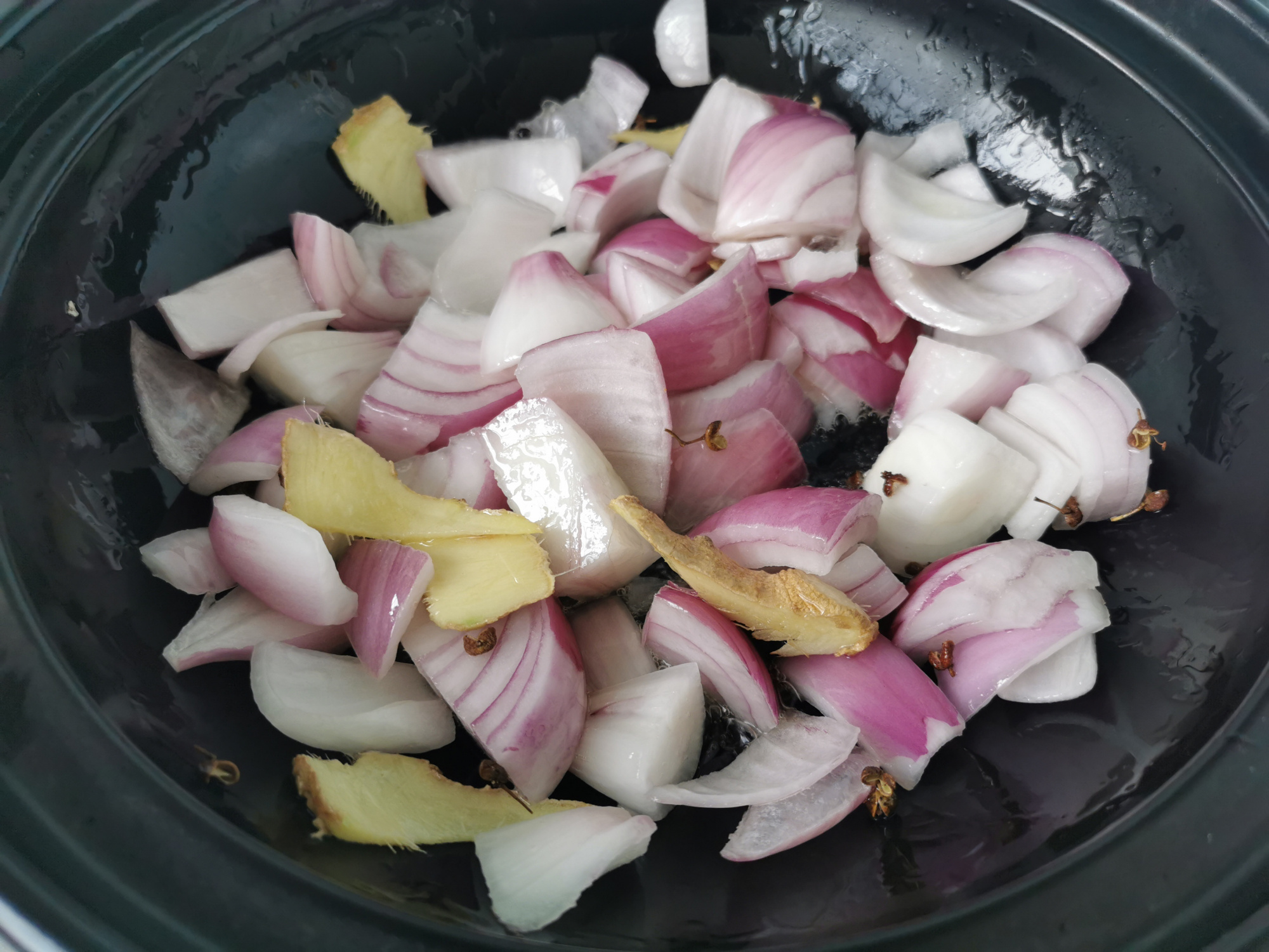 砂锅炖红烧鱼块最正宗的做法,砂锅炖鱼块不辣的家常做法视频