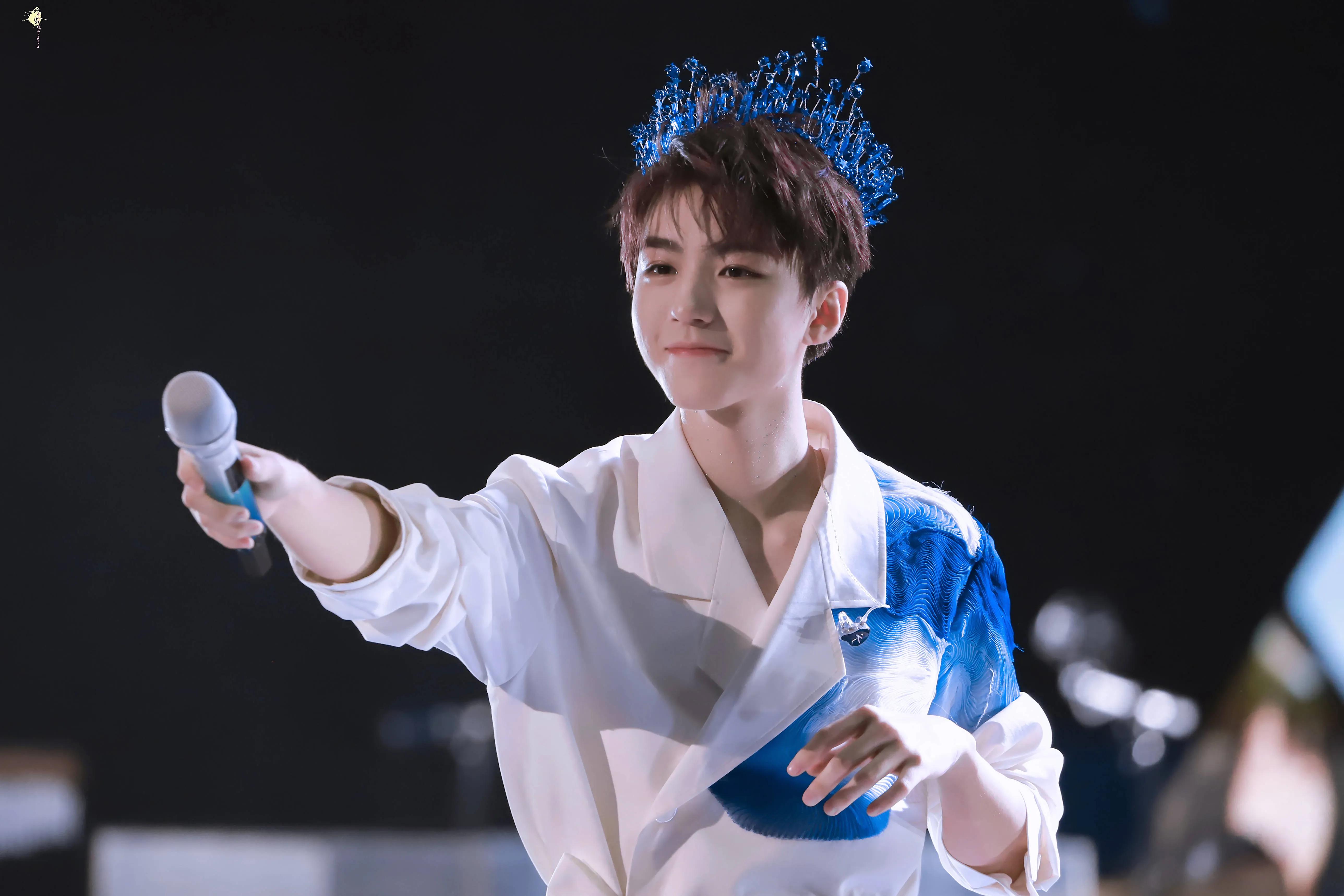 王俊凯为啥长得小,王俊凯最新采访照片