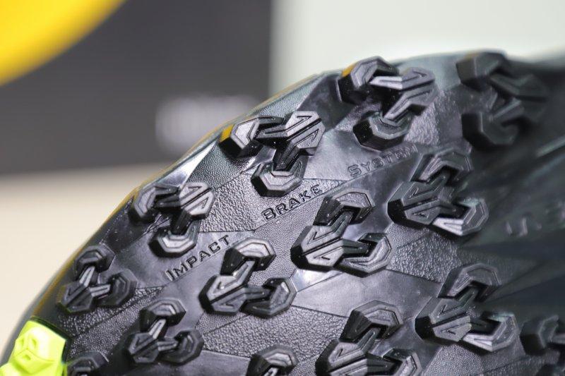 户外鞋品牌lasportiva,lasportiva户外高帮登山鞋