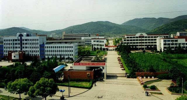 鏃犻敗娑堝け12骞寸殑鍦版柟,鏃犻敗娑堝け鐨勫ぇ瀛︽湁鍝簺